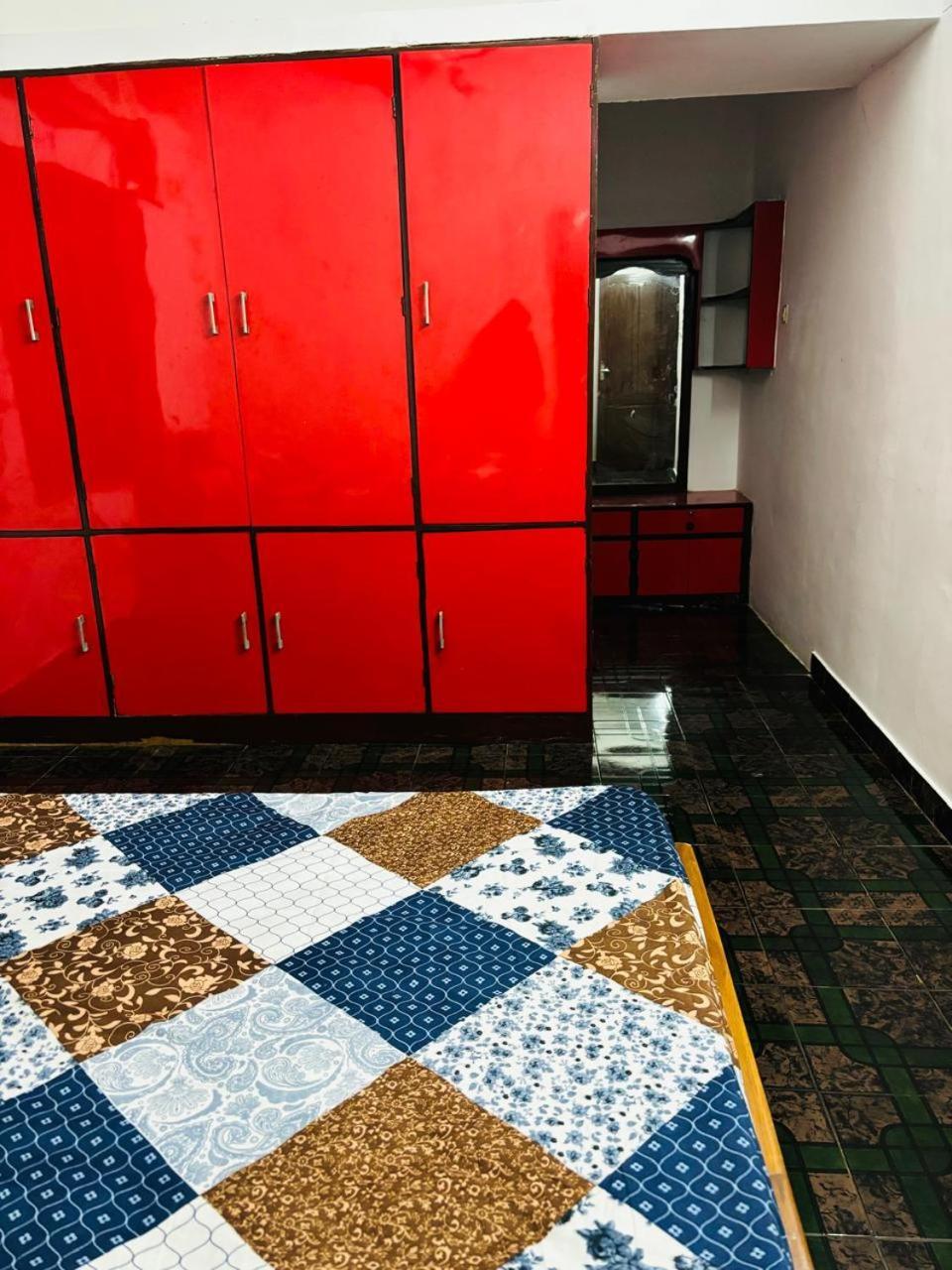 Luxus Inn Ja - Padmanabha Thiruvananthapuram Kültér fotó